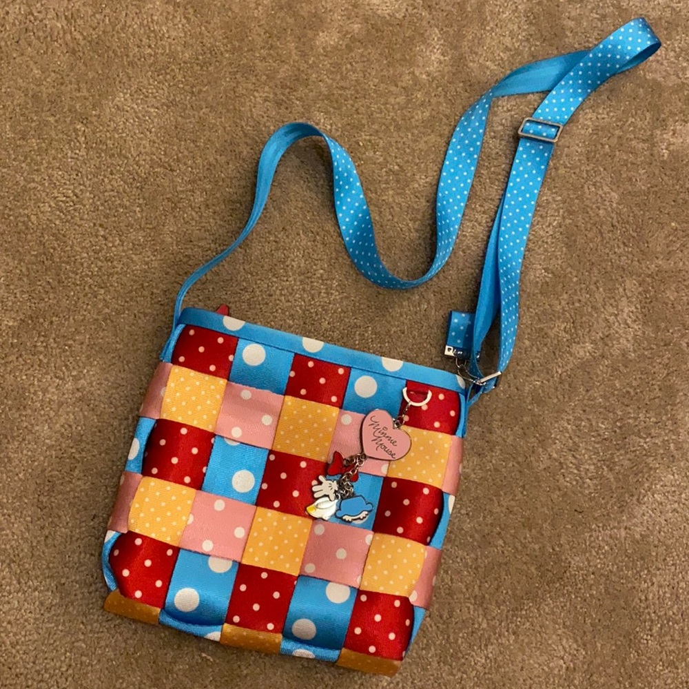 Minnie Mouse shop Harvey's bag